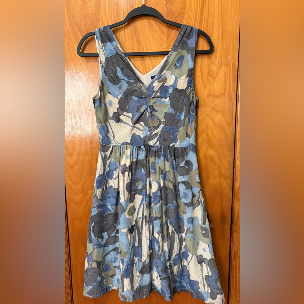Banana Republic Blue, Gray & Green Floral 100% Silk Summer Midi Dress - Picture 3 of 10
